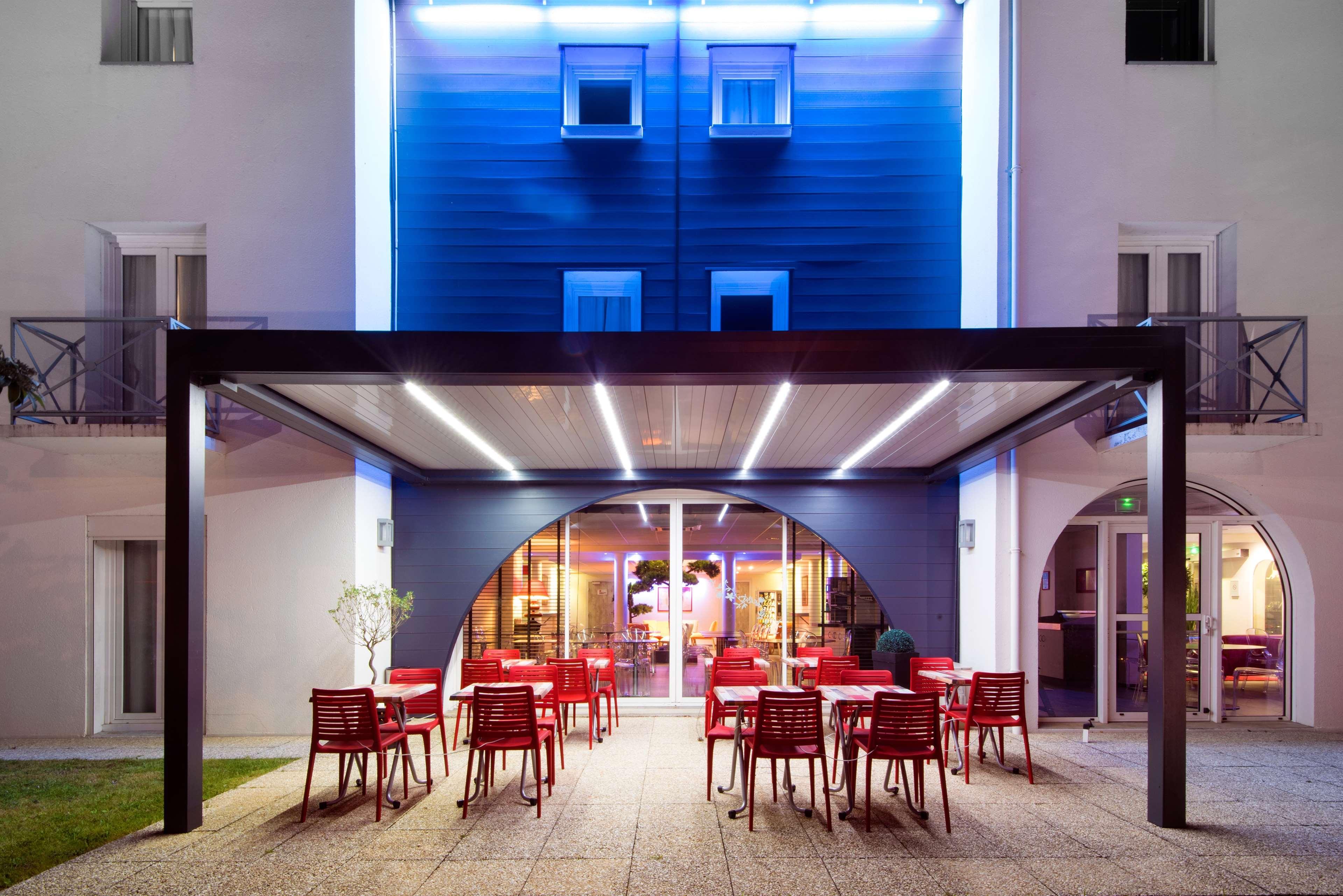 Hotel Kyriad La Rochelle Centre Ville Экстерьер фото